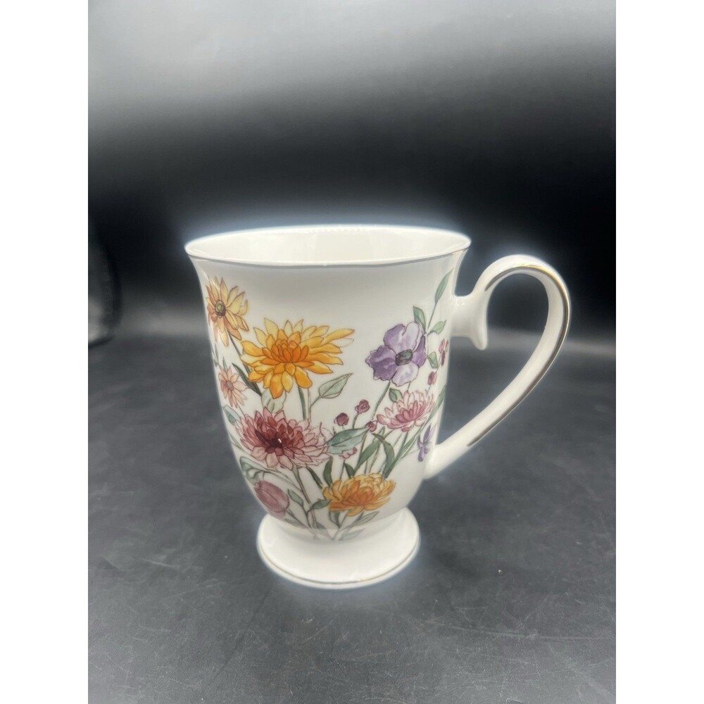 Grace Teaware Fine Porcelain Floral Footed Mug Cup Gold Trim 4.25” Flowers